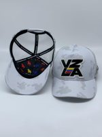 Gorra Trucker VZLA Blanca con Diseño Camuflado y Logo en Relieve - Imagem 6